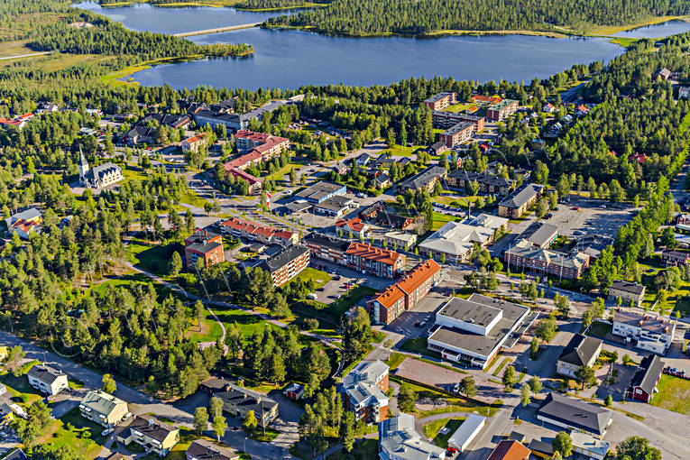 Flygfoto över Arvidsjaur Arvidsjaur, drönarbilder, drönarfoto, flygbild, flygbilder, Flygfoto, flygfoton, lappland, samhällen, sommar