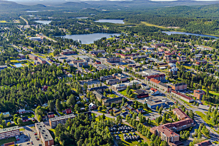 Flygfoto över Arvidsjaur Arvidsjaur, drönarbilder, drönarfoto, flygbild, flygbilder, Flygfoto, flygfoton, lappland, samhällen, sommar