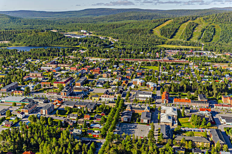 Flygfoto över Arvidsjaur Arvidsjaur, drönarbilder, drönarfoto, flygbild, flygbilder, Flygfoto, flygfoton, lappland, samhällen, sommar