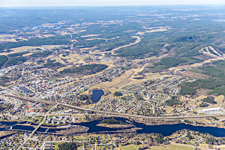Flygfoto över Bollnäs Bollnäs, drönarbilder, drönarfoto, flygbild, flygbilder, Flygfoto, flygfoton, Hälsingland, Ljusnan, samhällen, vår
