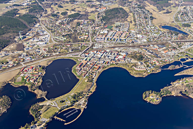 Flygfoto över Bollnäs Bollnäs, drönarbilder, drönarfoto, flygbild, flygbilder, Flygfoto, flygfoton, Hälsingland, Ljusnan, samhällen, Varpen, Vågen, vår