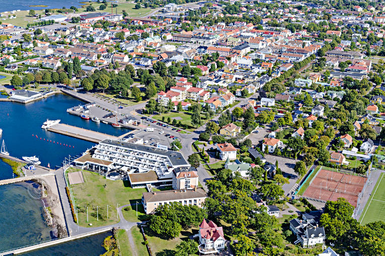 Flygfoto över Borgholm Borgholm, drönarbilder, drönarfoto, flygbild, flygbilder, Flygfoto, flygfoton, samhällen, sommar, Öland