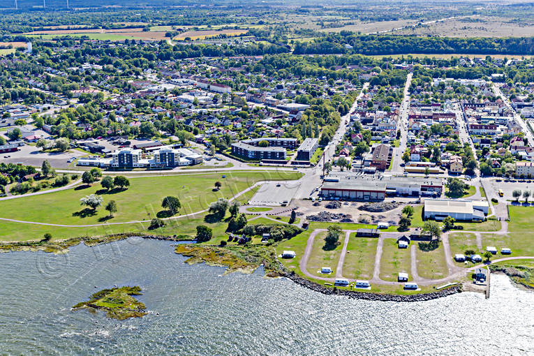 Flygfoto över Borgholm Borgholm, drönarbilder, drönarfoto, flygbild, flygbilder, Flygfoto, flygfoton, samhällen, sommar, vampingplats, Öland