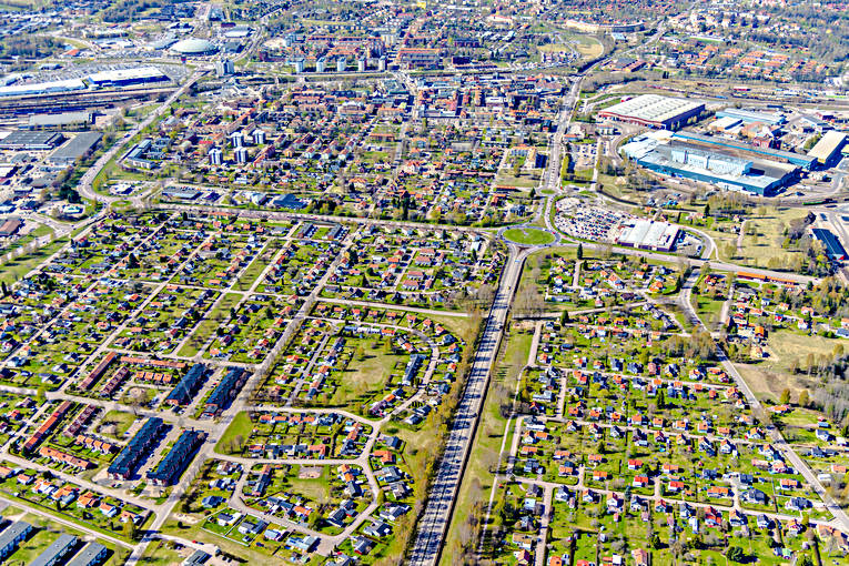 Flygfoto över Borlänge Borlänge, Dalarna, drönarbilder, drönarfoto, flygbild, flygbilder, Flygfoto, flygfoton, Gylle, Mjälga, städer, vår