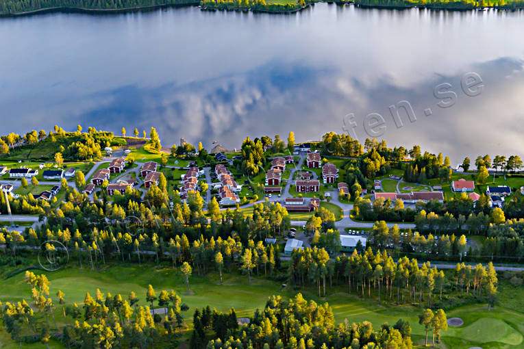 Flygfoto över Dvärsätt drönarbild, drönarbilder, drönarfoto, Dvärsätt, flygbild, flygbilder, Flygfoto, flygfoton, Jämtland, Krokomsviken, samhällen, sommar, Storsjön