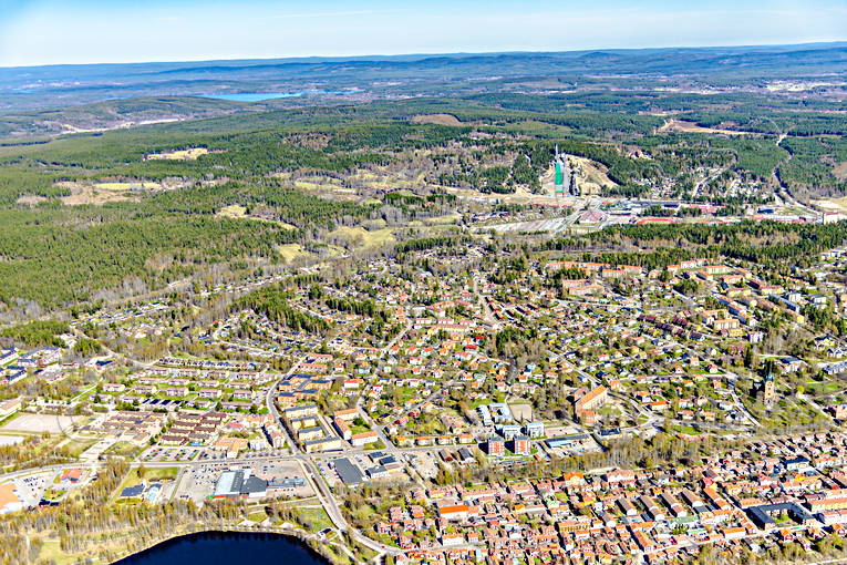 Flygfoto över Falun Britsarvet, Dalarna, drönarbilder, drönarfoto, Falun, flygbild, flygbilder, Flygfoto, flygfoton, Hästberg, städer, vår, Östanfors