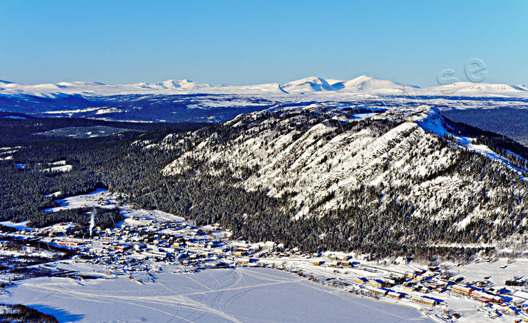 Flygfoto över Funäsdalen drönarbilder, drönarfoto, flygbild, flygbilder, Flygfoto, flygfoton, funäsdalen, Funäsdalsberget, Härjedalen, Landskap, samhällen, vinter