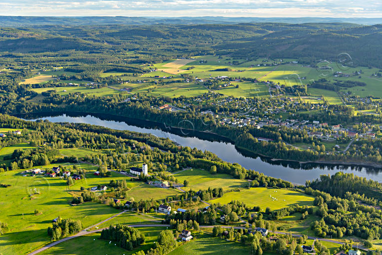 Flygfoto över Hammarstrand drönarbild, drönarbilder, drönarfoto, flygbild, flygbilder, Flygfoto, flygfoton, Hammarstrand, Indalsälven, Jämtland, samhällen