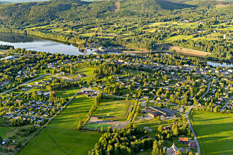 Flygfoto över Hammarstrand drönarbild, drönarbilder, drönarfoto, flygbild, flygbilder, Flygfoto, flygfoton, Hammarstrand, Indalsälven, Jämtland, samhällen