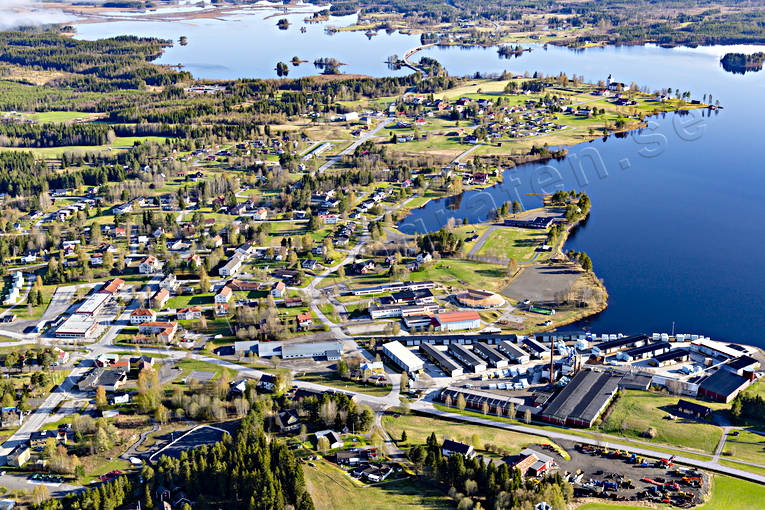 Flygfoto över Hammerdal drönarbild, drönarbilder, drönarfoto, flygbild, flygbilder, Flygfoto, flygfoton, Hammerdal, Hema Såg, Jämtland, Prästudden, samhällen, sommar, Svartviken, sågverk, Träindustri