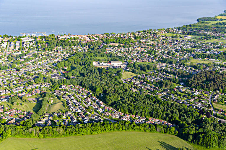 Flygfoto över Hjo drönarbild, drönarbilder, drönarfoto, flygbild, flygbilder, Flygfoto, flygfoton, Hjo, samhällen, sommar, Västergötland
