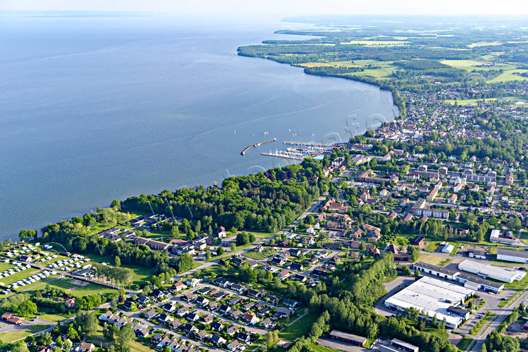Flygfoto över Hjo drönarbild, drönarbilder, drönarfoto, flygbild, flygbilder, Flygfoto, flygfoton, Hjo, samhällen, sommar, Västergötland, vättern