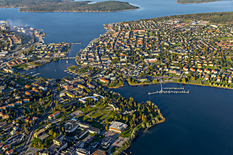 Flygfoto över Härnösand drönarbilder, drönarfoto, flygbild, flygbilder, Flygfoto, flygfoton, Härnön, Härnösand, höst, städer, Ångermanland