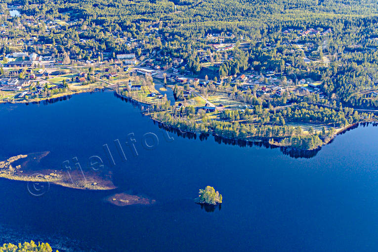 Flygfoto över Idre Dalarna, drönarbilder, drönarfoto, flygbild, flygbilder, Flygfoto, flygfoton, Idre, Idresjön, samhällen, vår
