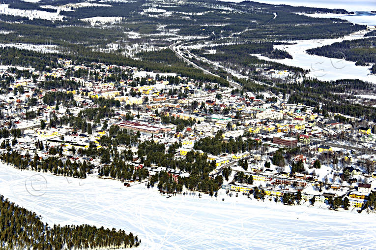 Flygfoto över Jokkmokk drönarbilder, drönarfoto, flygbild, flygbilder, Flygfoto, flygfoton, Jokkmokk, lappland, samhällen, vinter