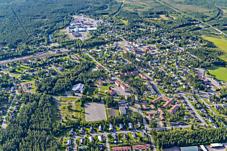 Flygfoto över Jörn Björkhammar, drönarbilder, drönarfoto, flygbild, flygbilder, Flygfoto, flygfoton, Jörn, samhällen, sommar, Västerbotten
