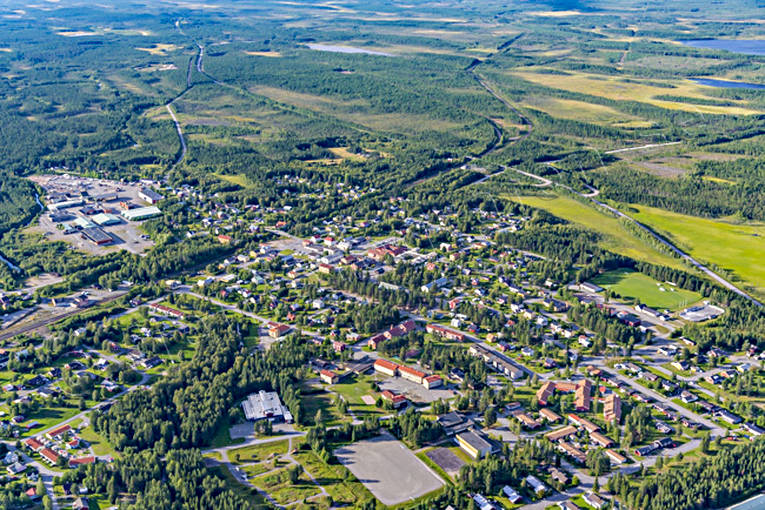 Flygfoto över Jörn Björkhammar, drönarbilder, drönarfoto, flygbild, flygbilder, Flygfoto, flygfoton, Jörn, samhällen, sommar, Västerbotten