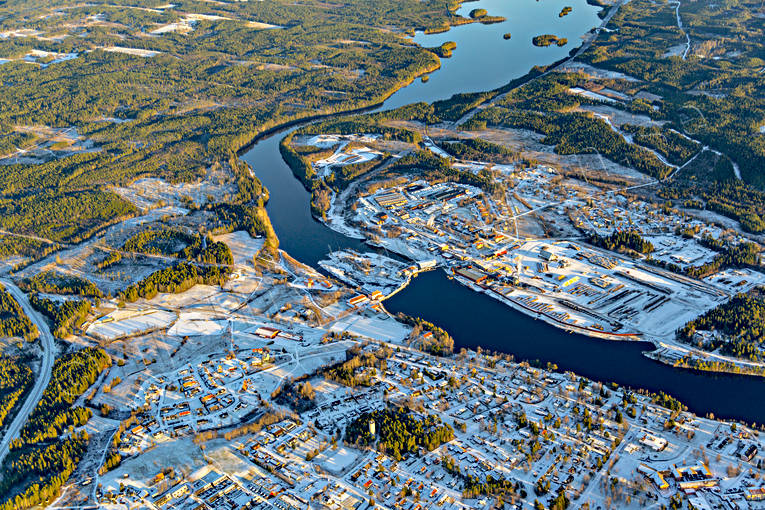 Flygfoto över Krokom drönarbilder, drönarfoto, flygbild, flygbilder, Flygfoto, flygfoton, Hissmofors, höst, Indalsälven, Jämtland, Krokom, samhällen