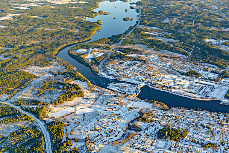 Flygfoto över Krokom drönarbilder, drönarfoto, flygbild, flygbilder, Flygfoto, flygfoton, Hissmofors, höst, Indalsälven, Jämtland, Krokom, samhällen