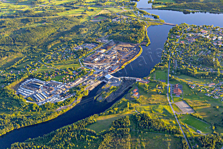 Flygfoto över Krokom drönarbilder, drönarfoto, flygbild, flygbilder, Flygfoto, flygfoton, Hissmofors, Indalsälven, Jämtland, Krokom, samhällen, sommar