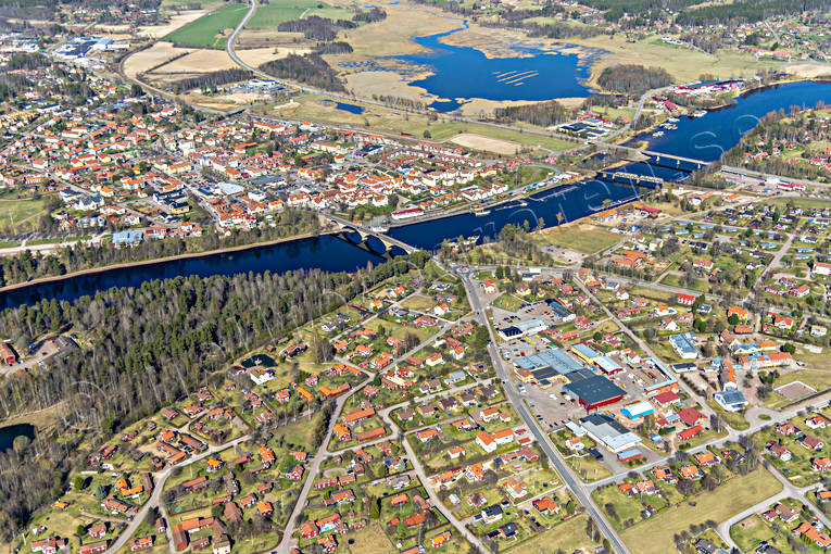 Flygfoto över Leksand Dalarna, drönarbilder, drönarfoto, flygbild, flygbilder, Flygfoto, flygfoton, Leksand, samhälle, samhällen, vår, Åkerö