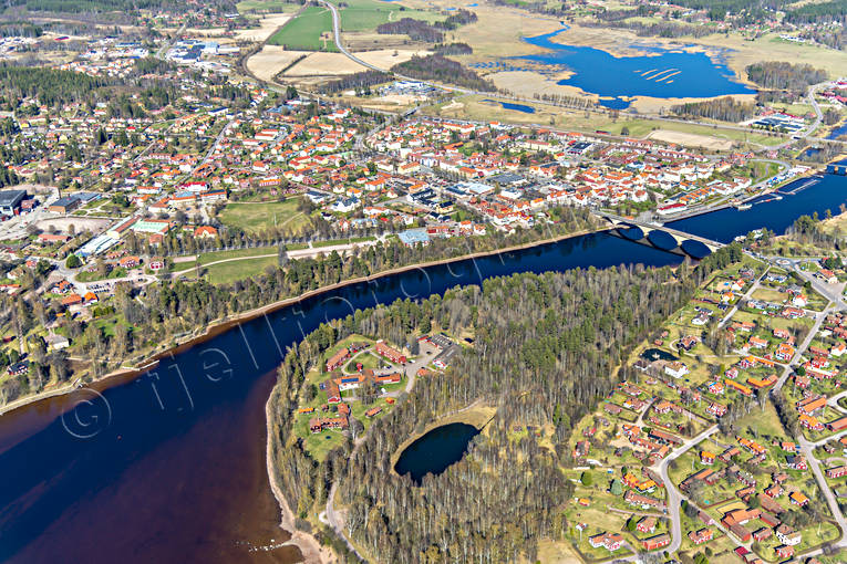 Flygfoto över Leksand Dalarna, drönarbilder, drönarfoto, flygbild, flygbilder, Flygfoto, flygfoton, Leksand, samhälle, samhällen, Siljegården, vår