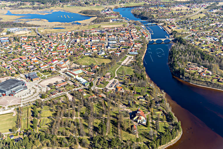 Flygfoto över Leksand Dalarna, drönarbilder, flygbilder, Flygfoto, Leksand, samhälle, samhällen, vår