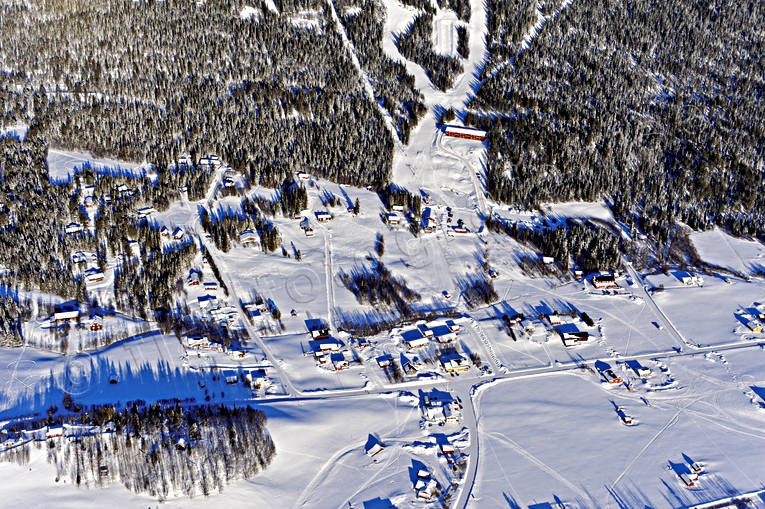 Flygfoto över Ljungdalen drönarbilder, drönarfoto, flygbild, flygbilder, Flygfoto, flygfoton, Härjedalen, Landskap, Ljungdalen, samhällen, vinter