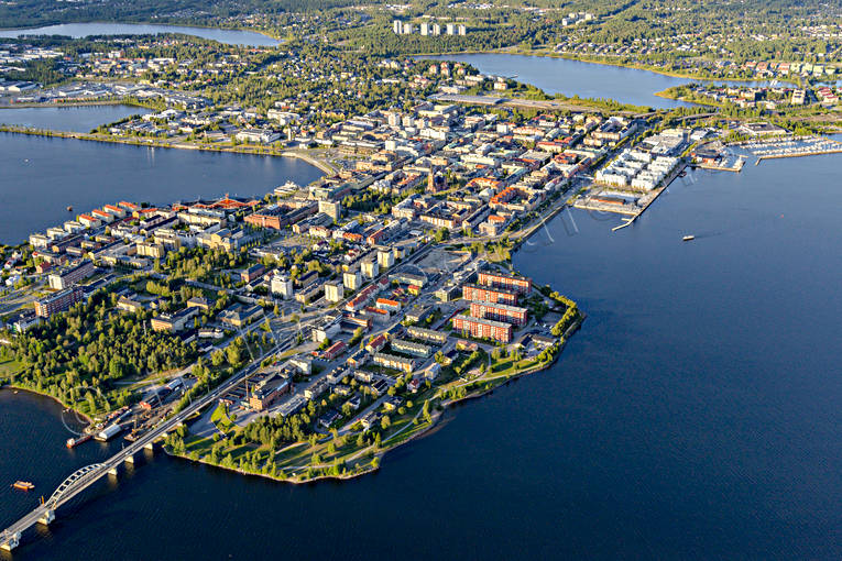 Flygfoto över Luleå Bergnäsbron, drönarbilder, drönarfoto, flygbild, flygbilder, Flygfoto, flygfoton, Luleå, Norrbotten, Oskarsvarv, sommar, städer