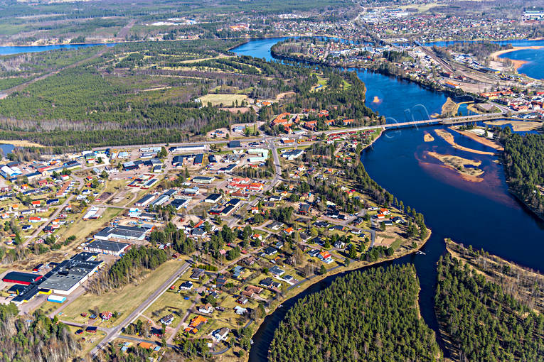Flygfoto över Mora Dalarna, drönarbilder, drönarfoto, flygbild, flygbilder, Flygfoto, flygfoton, Mora, städer, vår