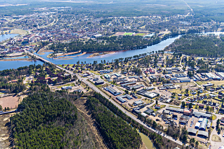 Flygfoto över Mora Dalarna, drönarbilder, drönarfoto, flygbild, flygbilder, Flygfoto, flygfoton, Mora, städer, vår