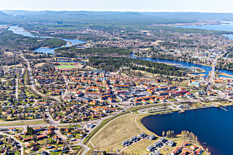 Flygfoto över Mora Dalarna, drönarbilder, drönarfoto, flygbild, flygbilder, Flygfoto, flygfoton, Mora, städer, vår