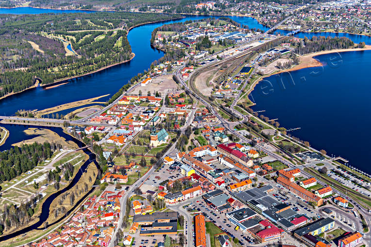 Flygfoto över Mora Dalarna, drönarbilder, drönarfoto, flygbild, flygbilder, Flygfoto, flygfoton, Mora, städer, vår