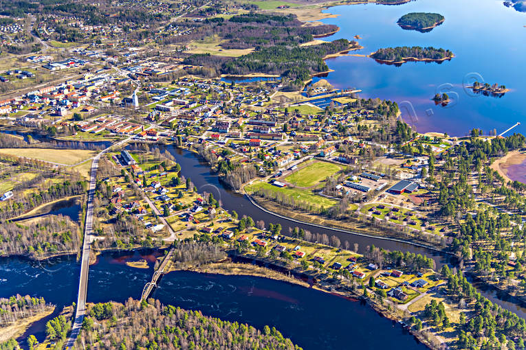 Flygfoto över Orsa Dalarna, drönarbilder, flygbilder, Flygfoto, Orsa, samhällen, vår