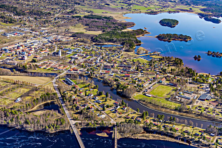 Flygfoto över Orsa Dalarna, drönarbilder, drönarfoto, flygbild, flygbilder, Flygfoto, flygfoton, Lillån, Orsa, samhällen, vår