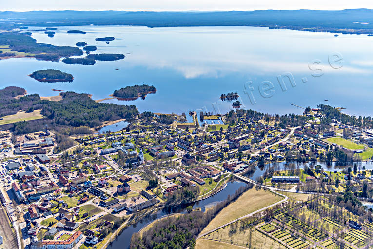 Flygfoto över Orsa Dalarna, drönarbilder, drönarfoto, flygbild, flygbilder, Flygfoto, flygfoton, Oreälven, Orsa, samhällen, vår