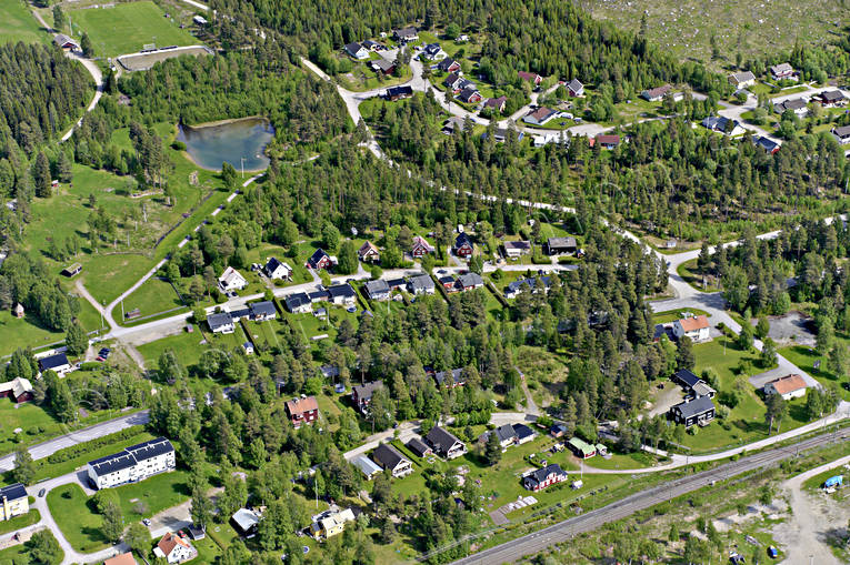 Flygfoto över Pilgrimstad drönarbilder, drönarfoto, flygbild, flygbilder, Flygfoto, flygfoton, Jämtland, Pilgrimstad, samhällen, sommar, stugor, villaområde