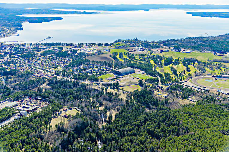 Flygfoto över Rättvik Dalarna, drönarbilder, drönarfoto, flygbild, flygbilder, Flygfoto, flygfoton, Rättvik, samhällen, Siljan, vår