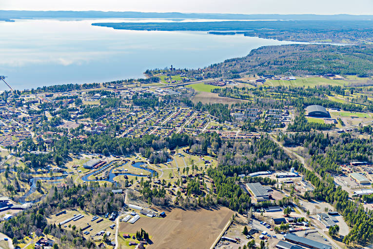 Flygfoto över Rättvik Dalarna, drönarbilder, drönarfoto, flygbild, flygbilder, Flygfoto, flygfoton, Rättvik, samhällen, Siljan, vår