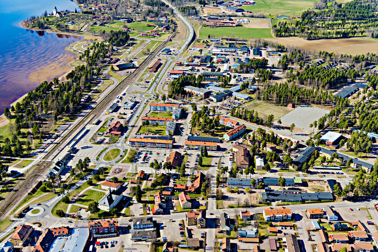 Flygfoto över Rättvik Dalarna, drönarbilder, drönarfoto, flygbild, flygbilder, Flygfoto, flygfoton, Rättvik, samhällen, vår
