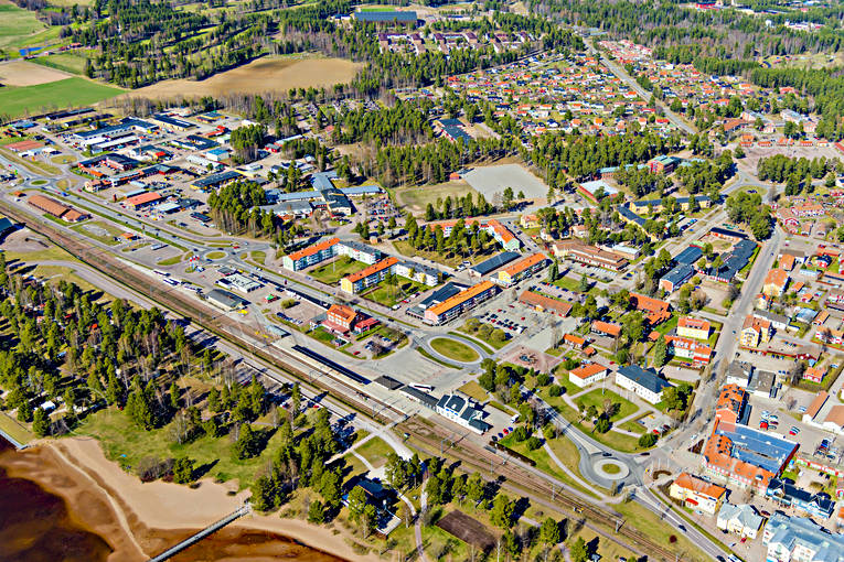 Flygfoto över Rättvik Dalarna, drönarbilder, drönarfoto, flygbild, flygbilder, Flygfoto, flygfoton, Rättvik, samhällen, vår