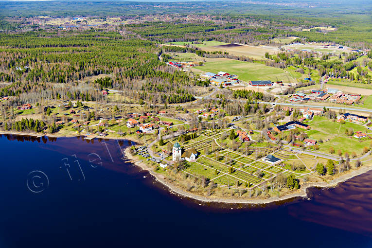 Flygfoto över Rättvik Dalarna, drönarbilder, drönarfoto, flygbild, flygbilder, Flygfoto, flygfoton, kyrka, kyrkan, kyrkor, Rättvik, samhällen, vår