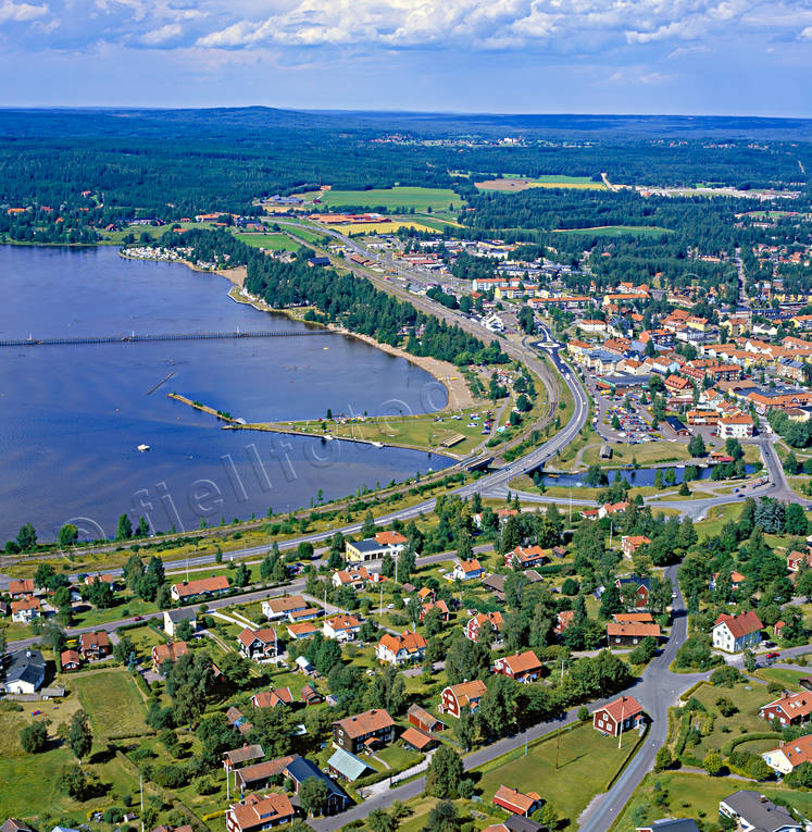 Flygfoto över Rättvik bybyggelse, Dalarna, drönarbilder, flygbilder, Flygfoto, Rättvik, samhälle, samhällen, Siljan, sommar