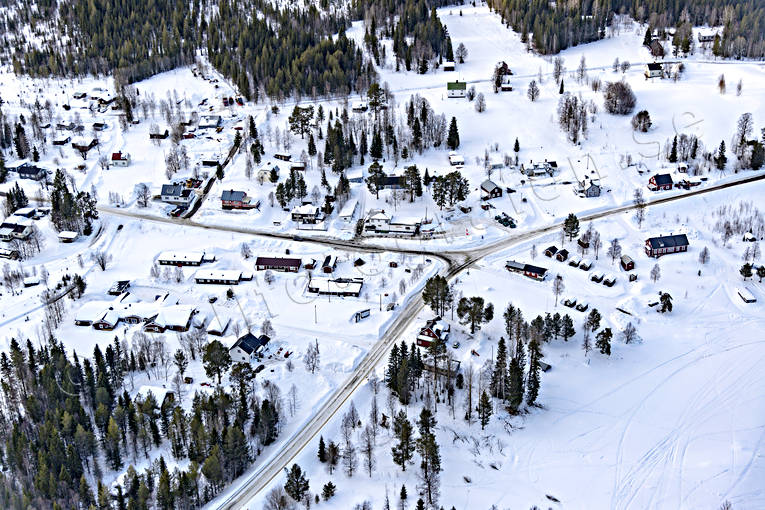 Flygfoto över Rötviken byar, drönarbilder, drönarfoto, flygbild, flygbilder, Flygfoto, flygfoton, Hotagen, Jämtland, Rötviken, vinter