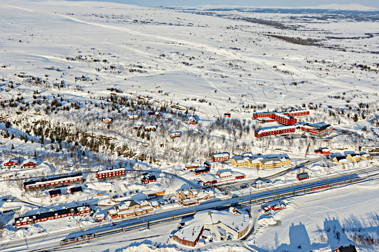 Flygfoto över Storlien drönarbild, drönarbilder, drönarfoto, flygbild, flygbilder, Flygfoto, flygfoton, Jämtland, järnvägsstation, samhällen, Storlien, vinter