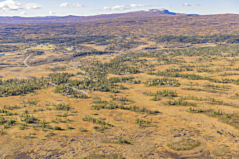 Flygfoto över Storlien drönarbild, drönarbilder, drönarfoto, flygbild, flygbilder, Flygfoto, flygfoton, fritidshus, Jämtland, samhällen, Storlien, Stugområde, stugor