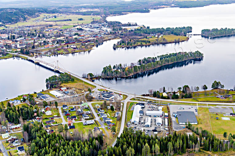 Flygfoto över Strömsund drönarbilder, drönarfoto, flygbild, flygbilder, Flygfoto, flygfoton, höst, Jämtland, samhällen, Ströms Vattudal, Strömsund, Vattudalen