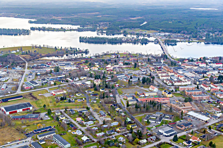 Flygfoto över Strömsund drönarbilder, drönarfoto, flygbild, flygbilder, Flygfoto, flygfoton, höst, Jämtland, samhällen, Ströms Vattudal, Strömsund, Vattudalen
