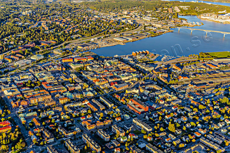 Flygfoto över Sundsvall drönarbilder, drönarfoto, flygbild, flygbilder, Flygfoto, flygfoton, höst, Medelpad, städer, Sundsvall