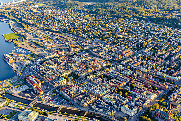 Flygfoto över Sundsvall drönarbilder, drönarfoto, flygbild, flygbilder, Flygfoto, flygfoton, höst, Medelpad, städer, Sundsvall